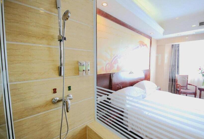 Vienna Hotel Nanning Train Station