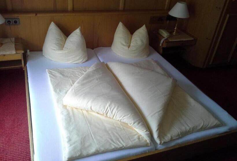 בית מלון כפרי Waldhof