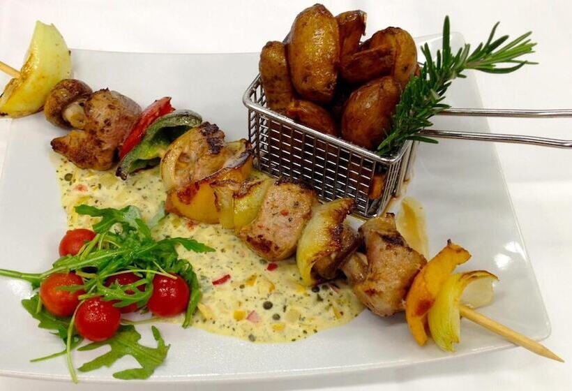 فندق Zum Eichenzeller