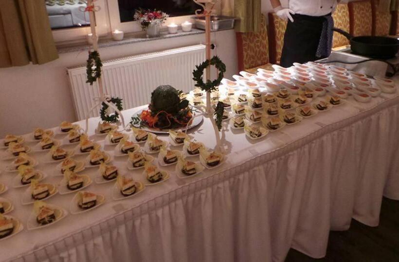 פנסיון Rhönblick Landhotel   Restaurant   Countrypub