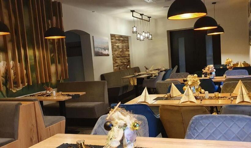 פנסיון Rhönblick Landhotel   Restaurant   Countrypub