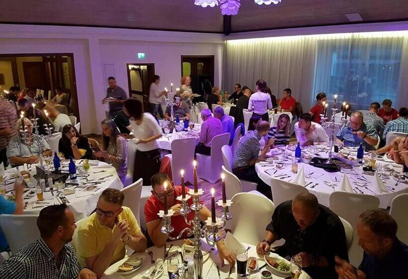 פנסיון Rhönblick Landhotel   Restaurant   Countrypub