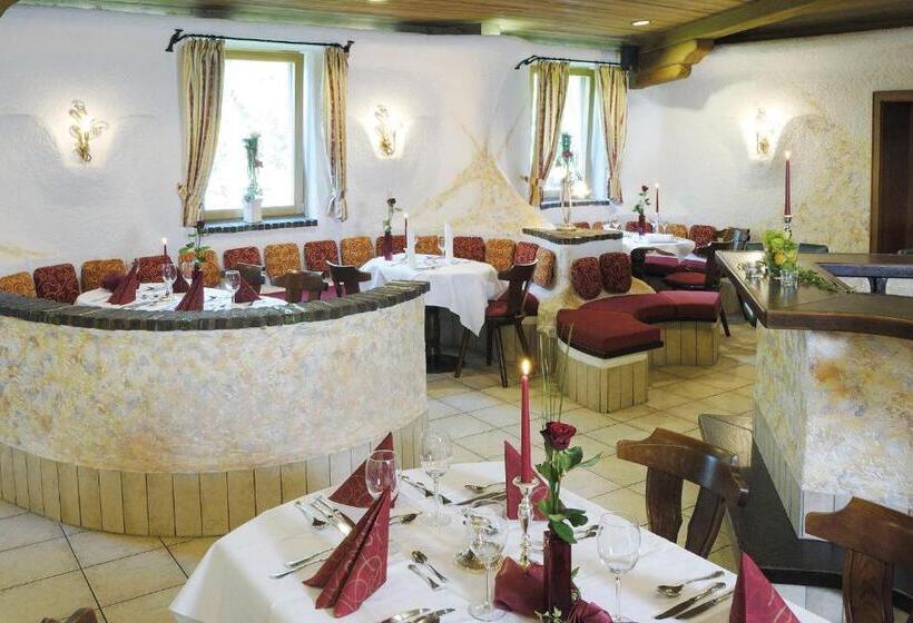 פנסיון Zum Schlössle