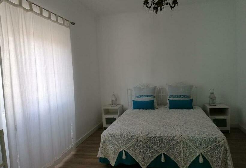 Alojamento Justo   Vila De Montargil