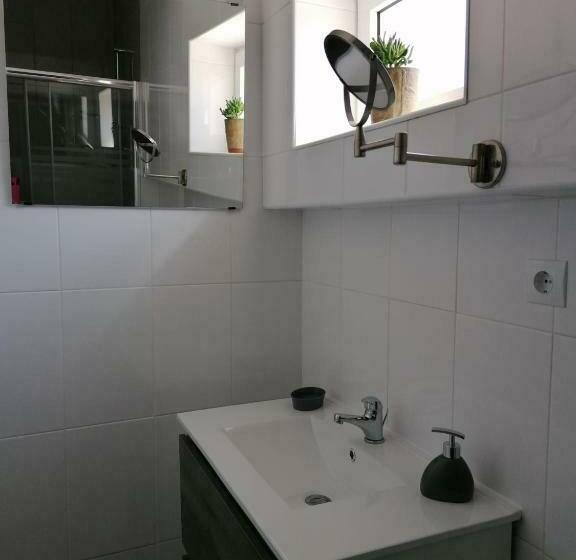 Alojamento Justo   Vila De Montargil