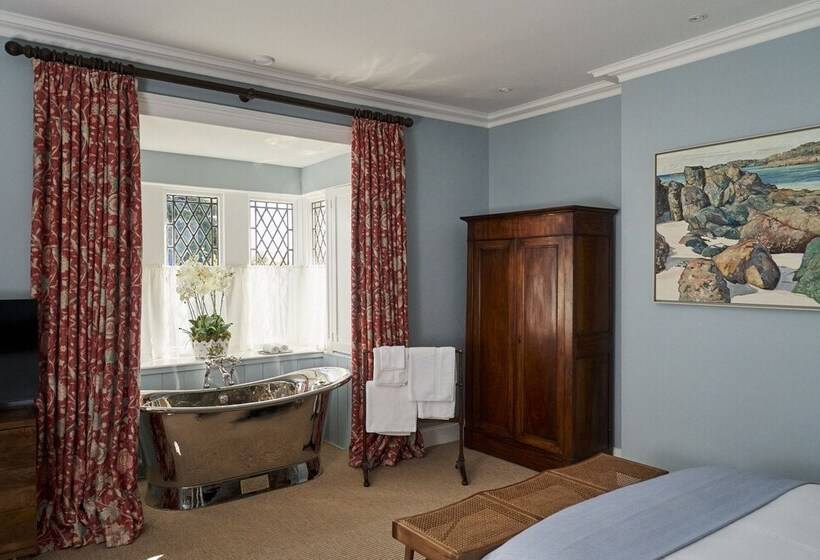 Joivy The South Lodge At Balcarres