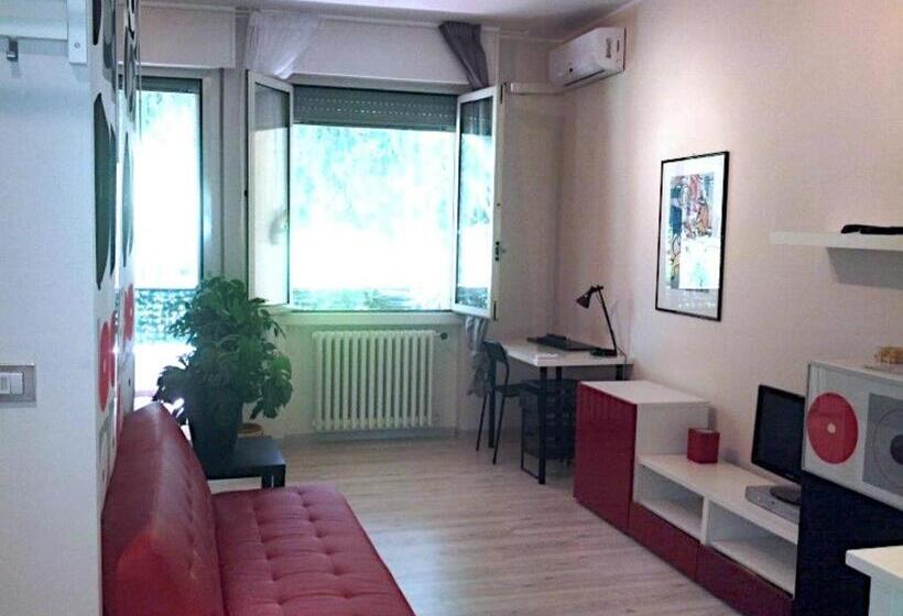 Casa Laghetto Policlinico