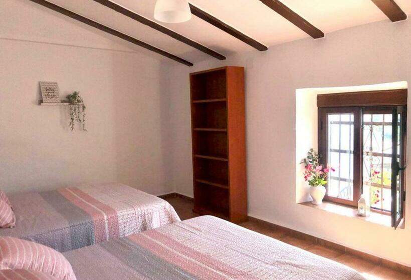 Casa De Campo Con Maravillosas Vistas, Bbq Y Piscina