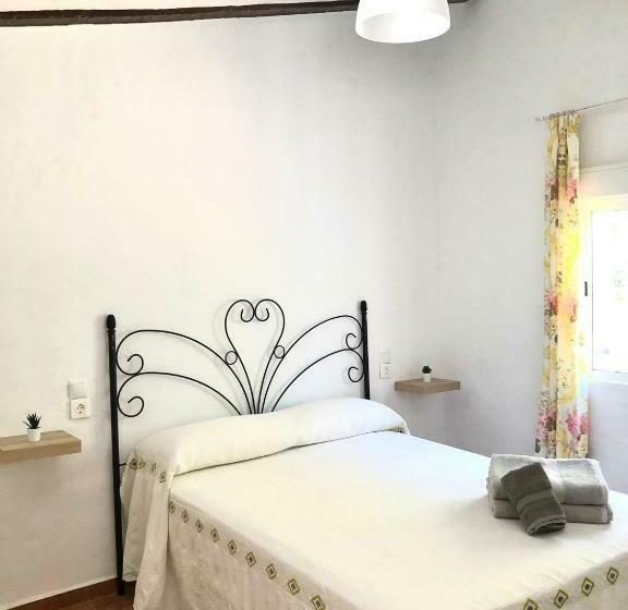 Casa De Campo Con Maravillosas Vistas, Bbq Y Piscina