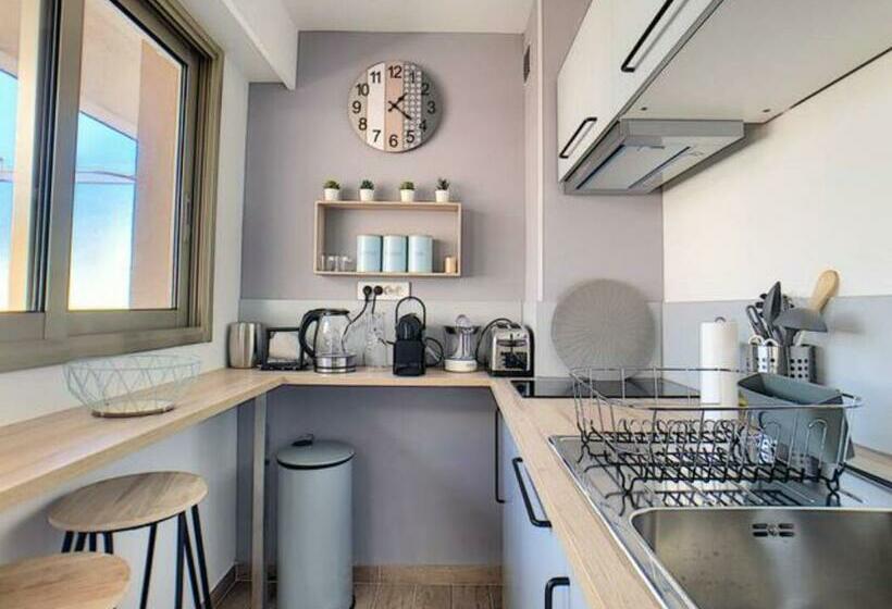 Juan Les Pins Centre   Studio Neuf Avec Terrasse   3 Mins Des Plages   Jazz Apartment