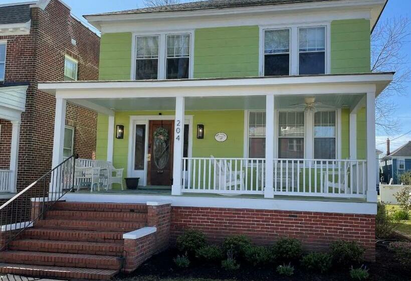 Key Lime Cottage Steps From Cape Charles Beach