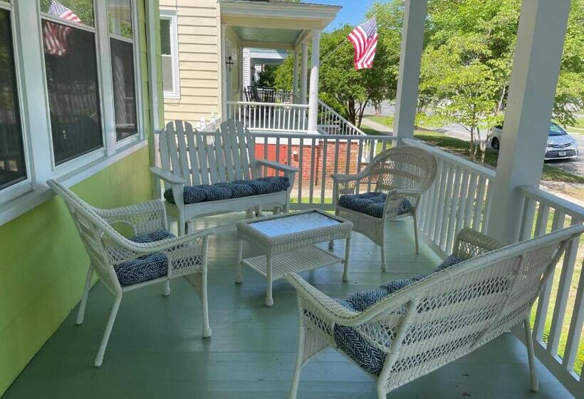Key Lime Cottage Steps From Cape Charles Beach