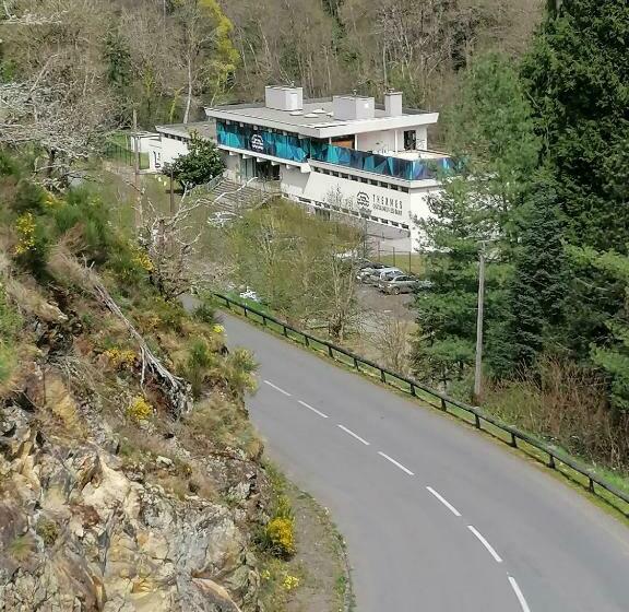 La Cabane Aux Ecrevisses   Les Pieds Dans L Eau
