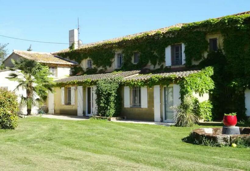 La Commanderie   18 Pers. Piscine Privée Chauffée