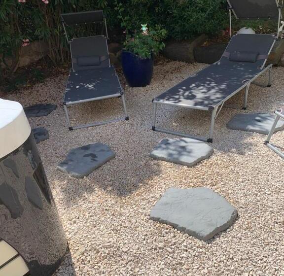 Les Dahlias Appartement 4 Personnes Jacuzzi Barbecue Jardin Arboré Climatisé