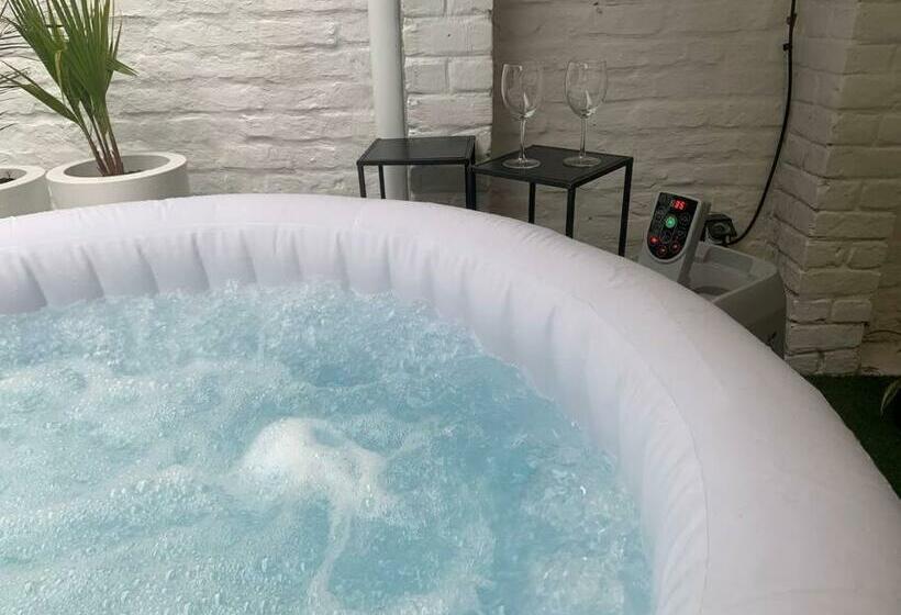 Les Thermes Du Beffroi