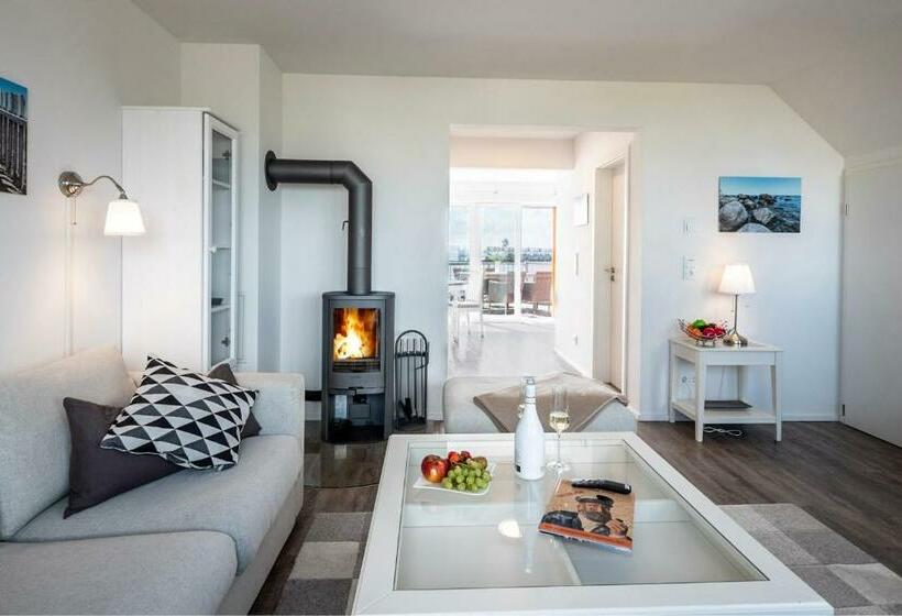 Maisonette Fewo Ostseeflair By Seeblick Ferien, Direkte Wasserlage, E Ladesäule