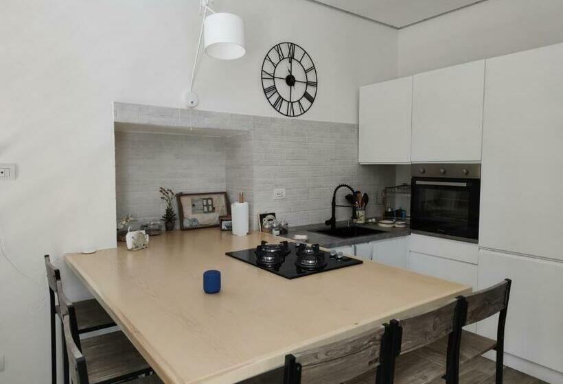 Petite Maison