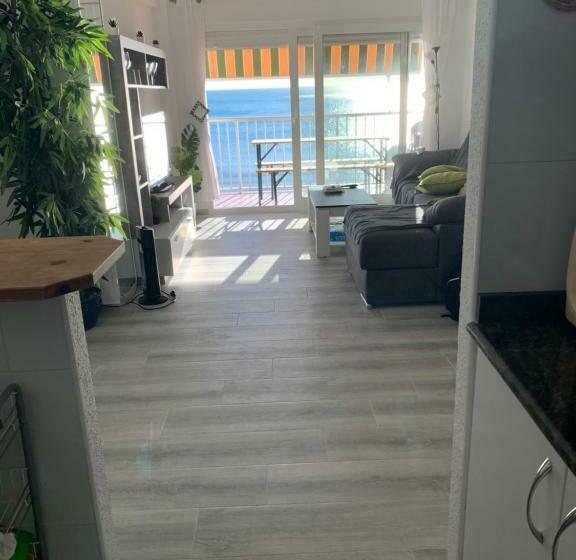 Primera Línea En Cullera Con Piscina. Inmejorables Vistas