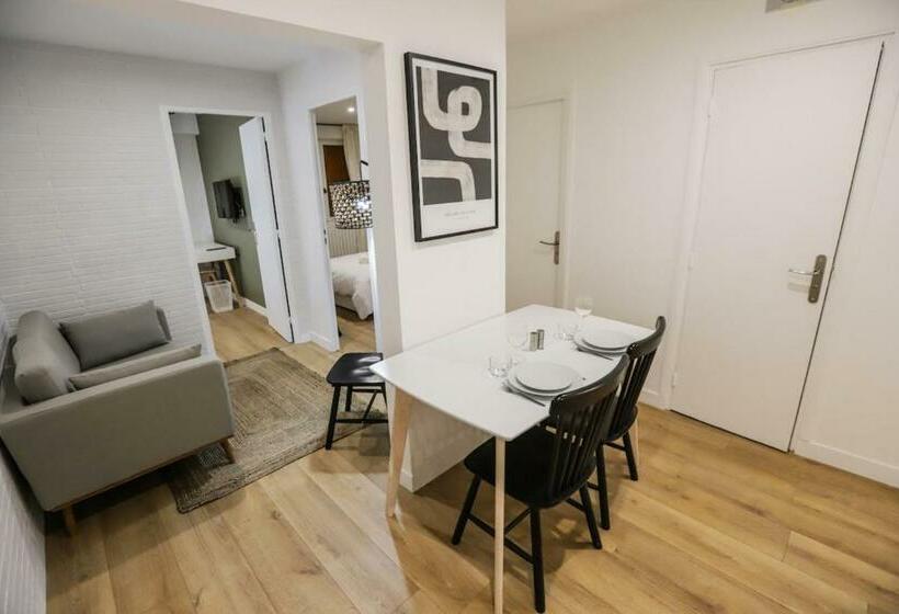 Appart Hôtel Le Bright Evry  4 Chambres Design