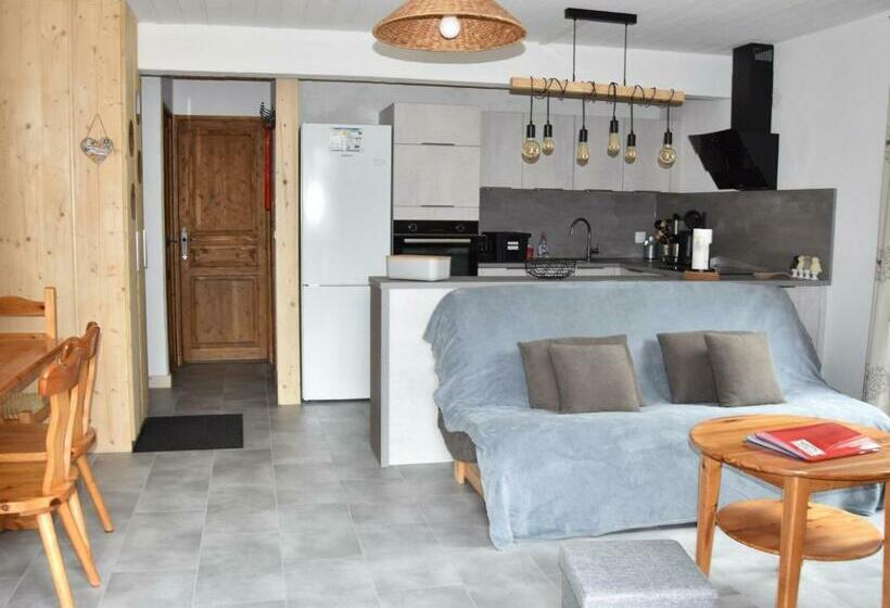 Charmant 2 Pièces Ensoleillé Avec Balcon, Près Des Pistes Et Centre, Parking Inclus   Fr 1 464 199