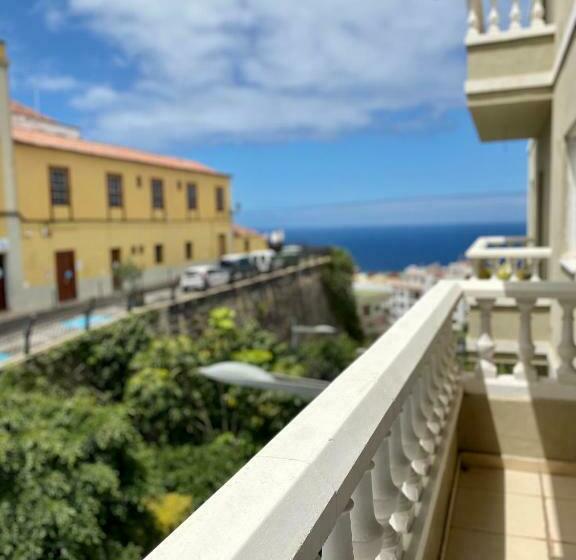 ¡best Location!   Icod Center