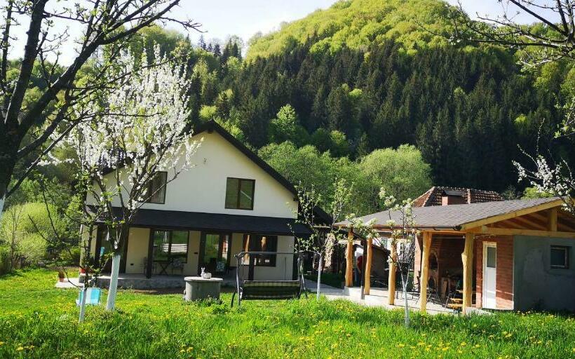 Casa De Vacanță Edya