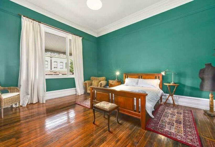 Central Historic Gem