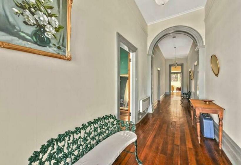 Central Historic Gem