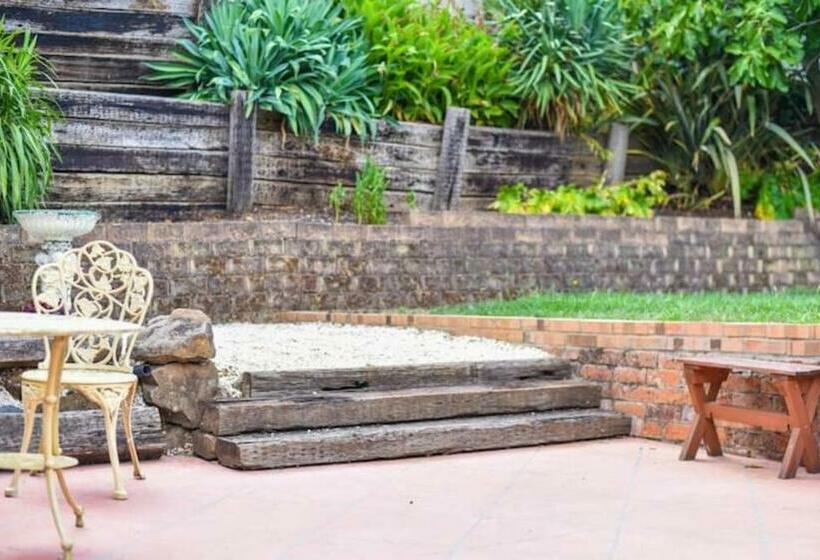 Central Historic Gem