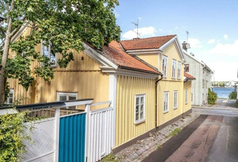 Central Lägenhet I 1700 Talshus