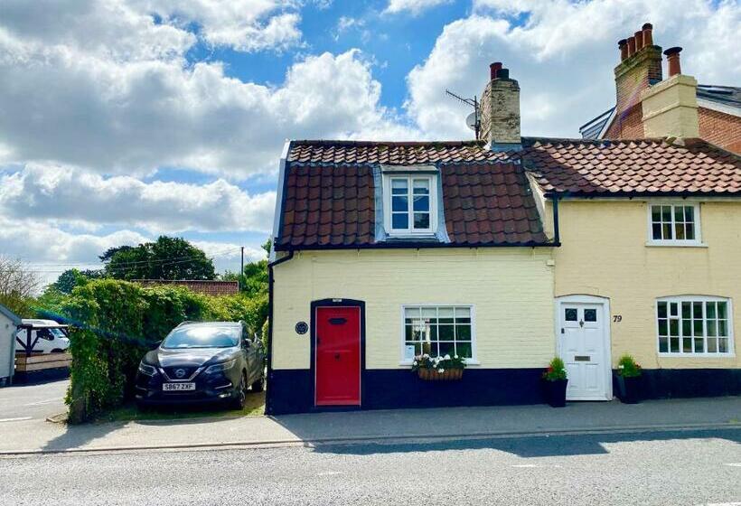 Cherry Tree Cottage, Woodbridge