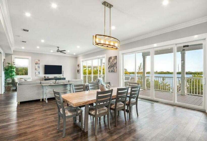 Coastal Bliss By Brightwild Pool, Parking, Dock!