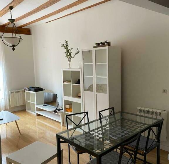 Encantador Piso En La Antigua Casa De Correos