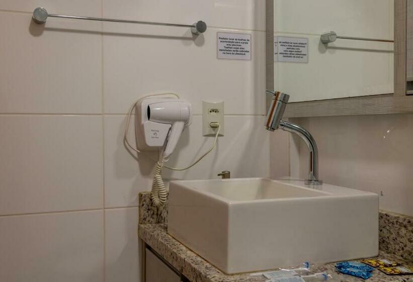 Incrível Próx Hsvp Central Garagem Novo!