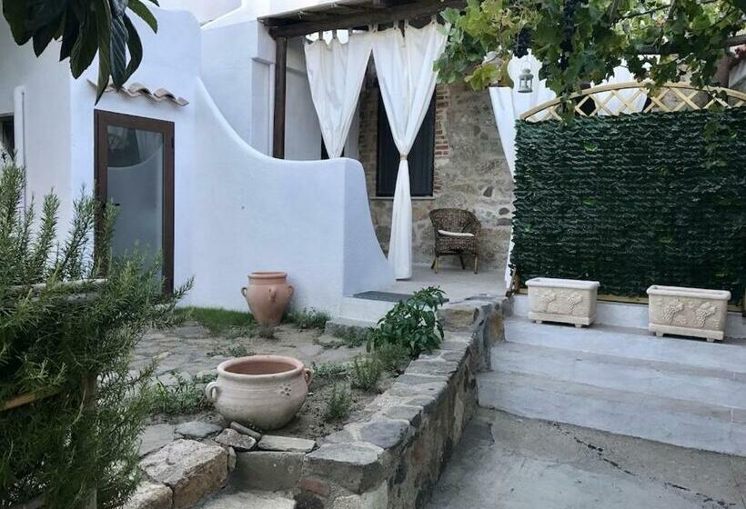 Kelu E Terra   Locazione Turistica   Iun Q0467