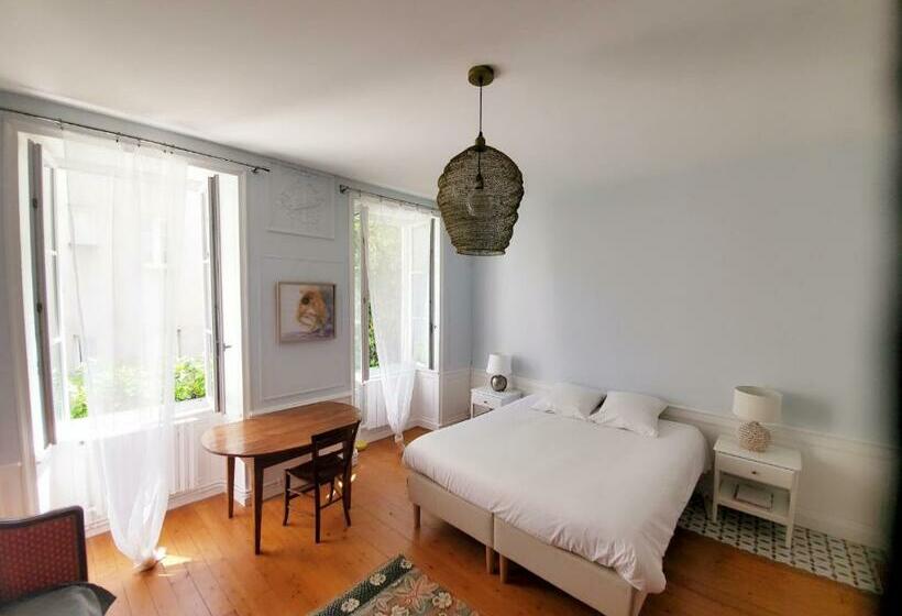 La Maison De Ville 76m2 Avec Terrasse De 22m2