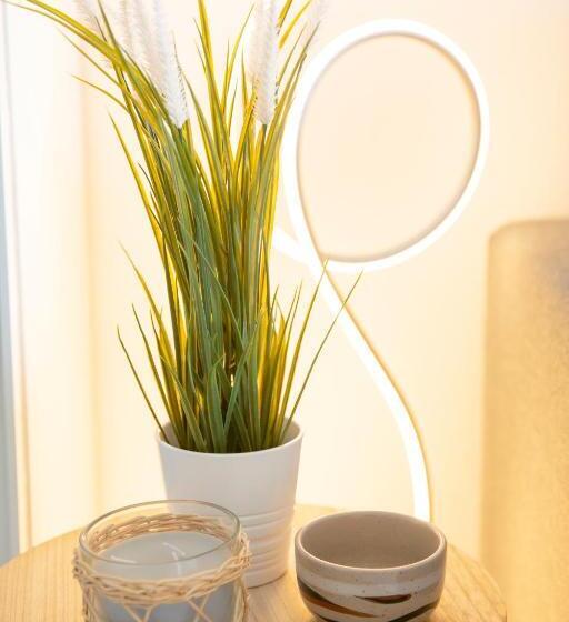 La Vie Est Belle   Refait à Neuf