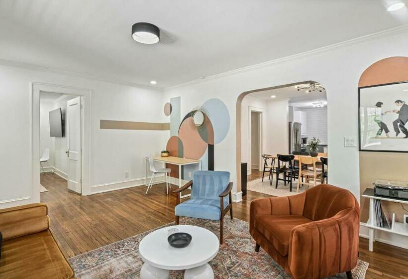 Sun Lit Bungalow With Good Vibes And Lots Of Wine   Designedbydom