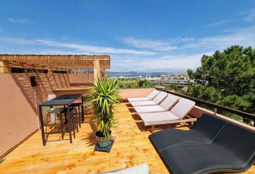 Superbe Appartement Avec Rooftop Privé
