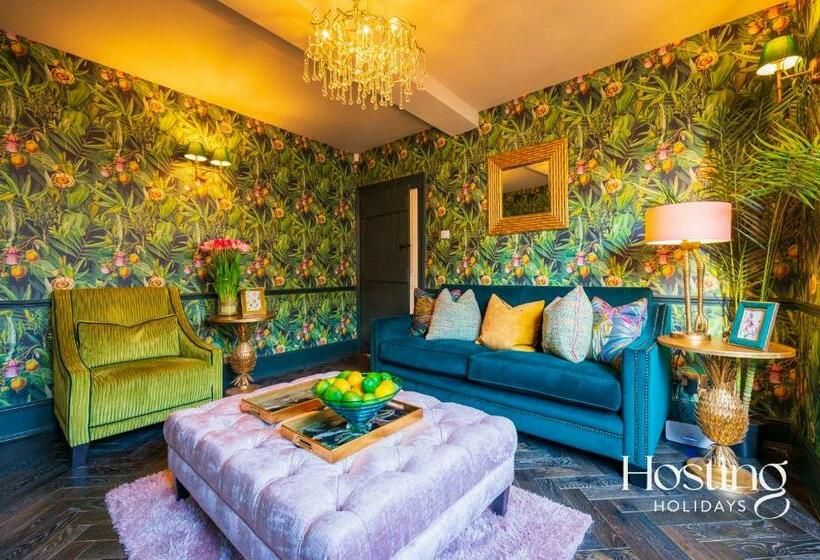 The Palm Cottage Marlow