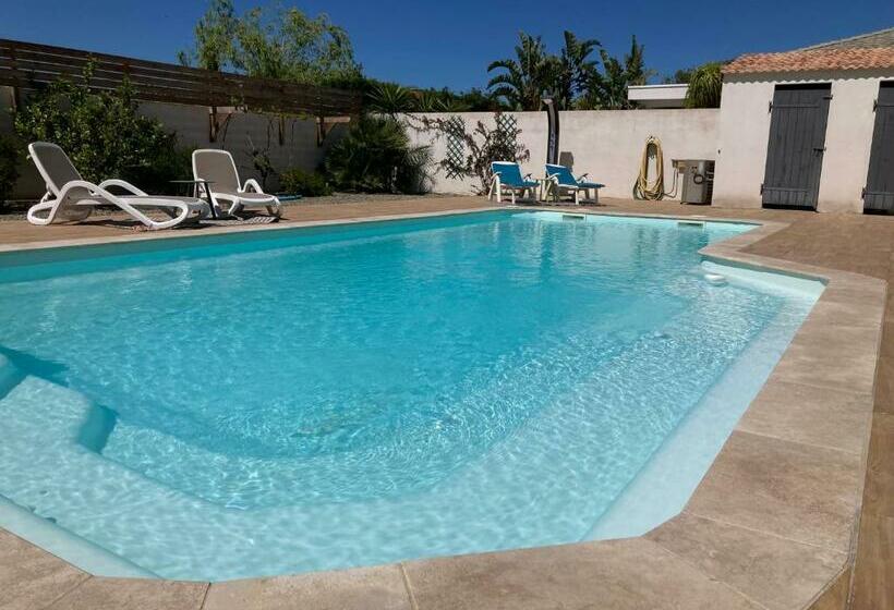 Très Belle Villa Avec Piscine Chauffée Casaleoni