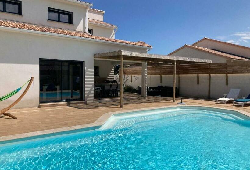 Très Belle Villa Avec Piscine Chauffée Casaleoni