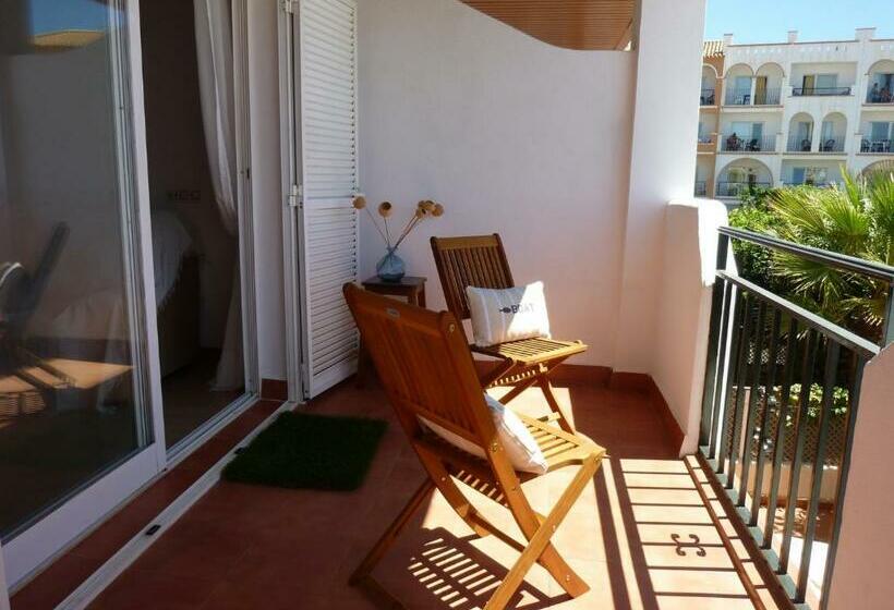 Apartamento Naturista En Urbanización Naturista En Primera Línea Del Mar Y De La Playa Naturista De