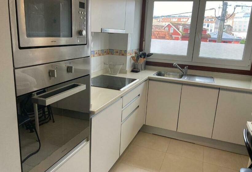 Bonito Apartamento En Cangas Al Lado Playa Rodeira