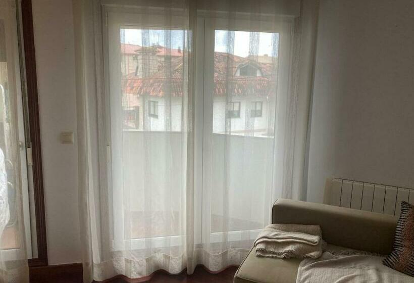 Bonito Apartamento En Cangas Al Lado Playa Rodeira