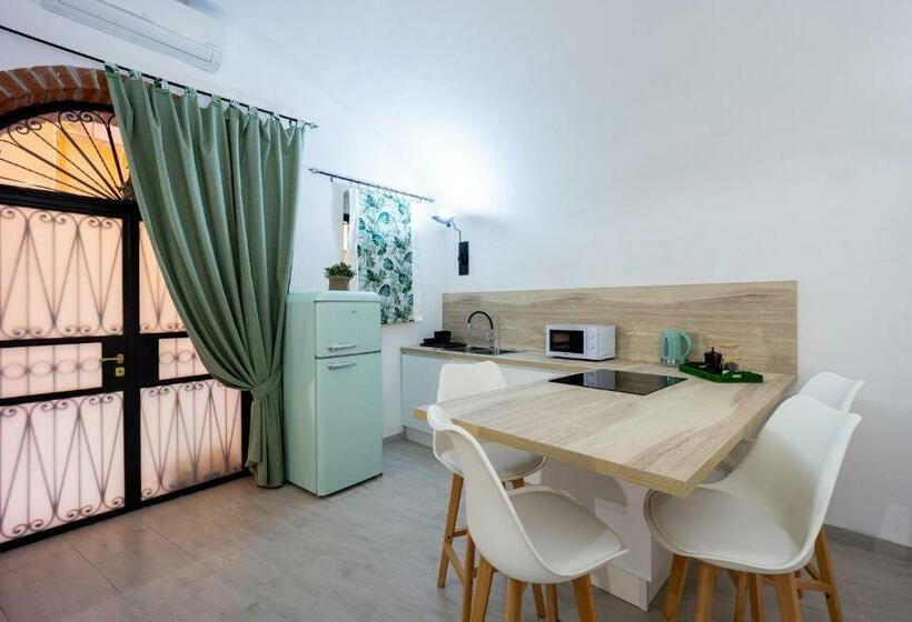 Casinò E Ariston Theatre Studio Apartment