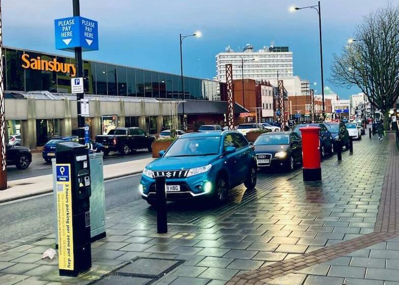 Cheerful Town House With Infared Sauna By The Sea