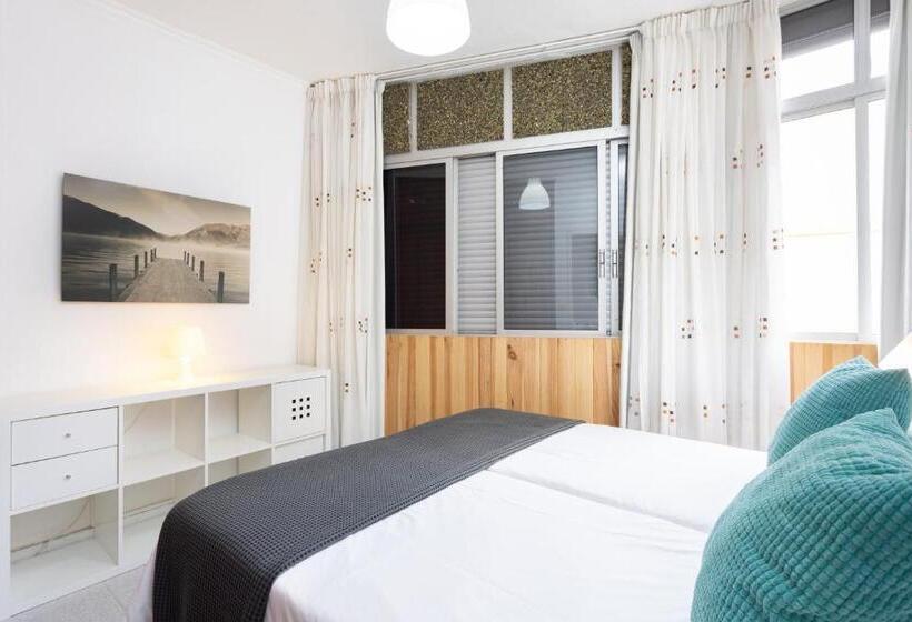 Comfortable Apartment At The Waterfront