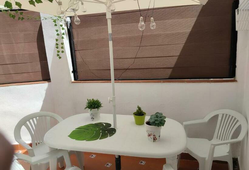 Encantadora Casa Con Patio